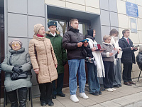 9 декабря в России отметили День героев Отечества. 